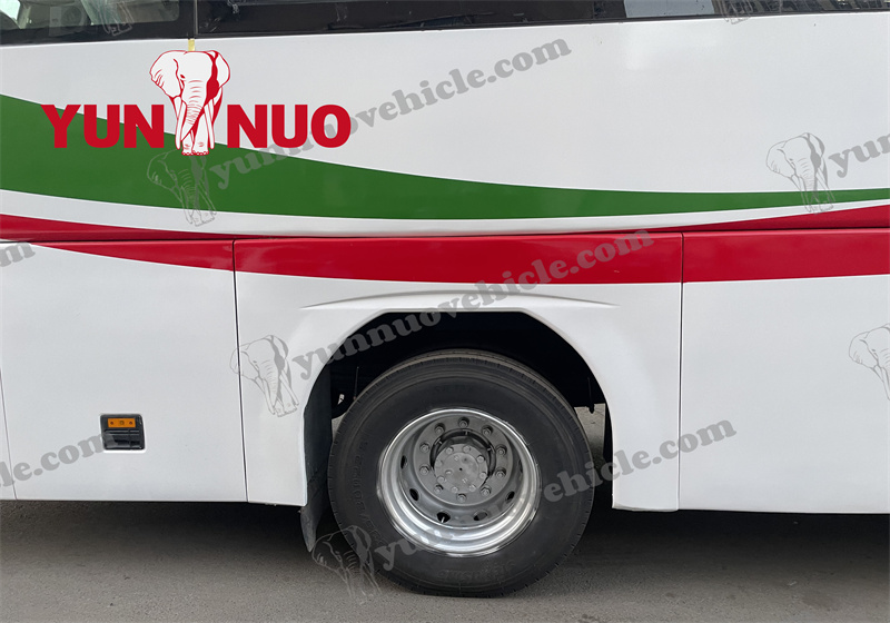 Remise à neuf du Yutong ZK6120HY19 d'occasion terminée