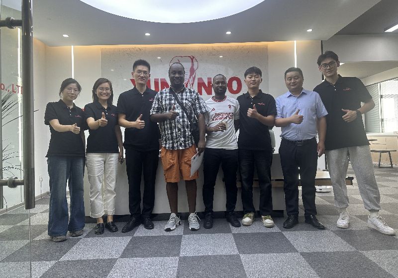 Un client tanzanien a acheté 4 unités de bus d'occasion Yutong 