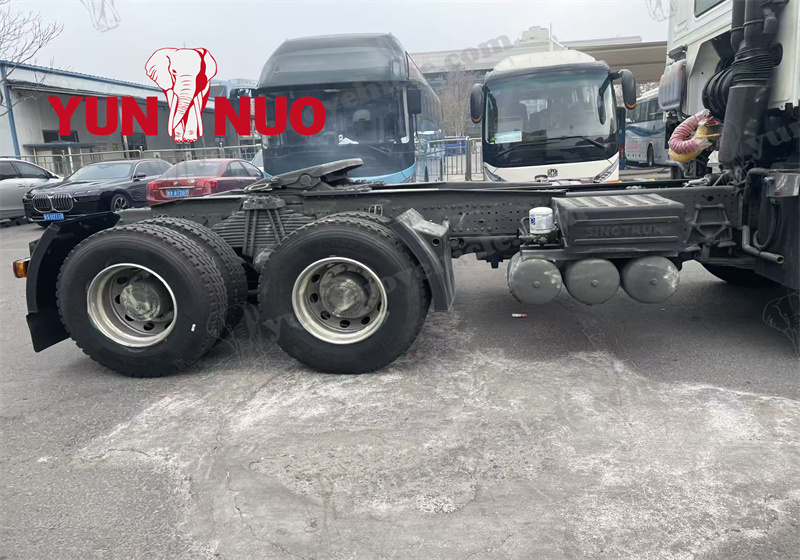 Le camion tracteur HOWO &agrave; destination de la R&eacute;publique D&eacute;mocratique du Congo