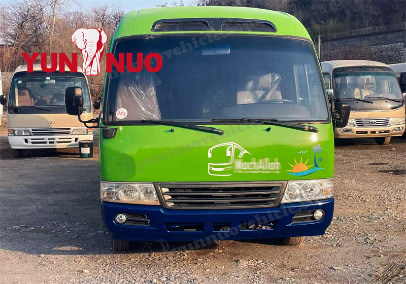 Un Toyota Coaster &agrave; moteur diesel sera exp&eacute;di&eacute; au S&eacute;n&eacute;gal