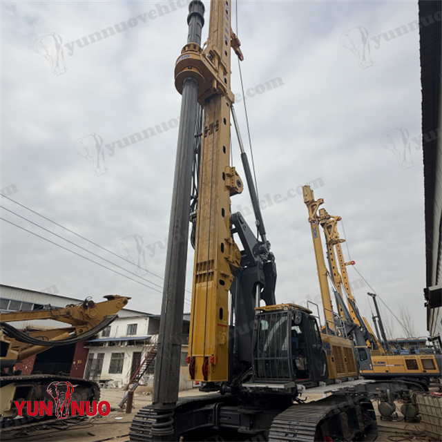 Plates-formes de forage rotatives XR240E 