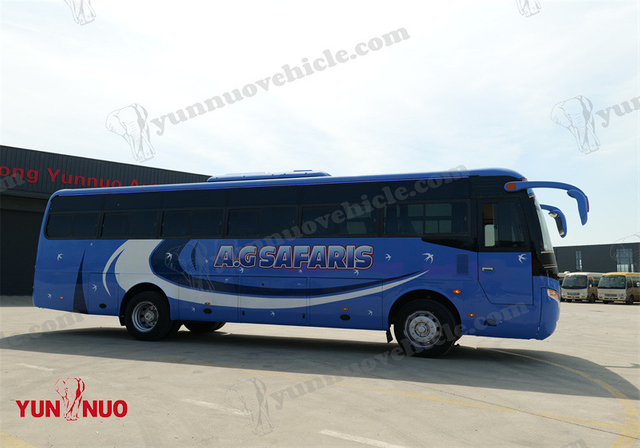 Bus Yutong aux spécifications africaines ZK6102D