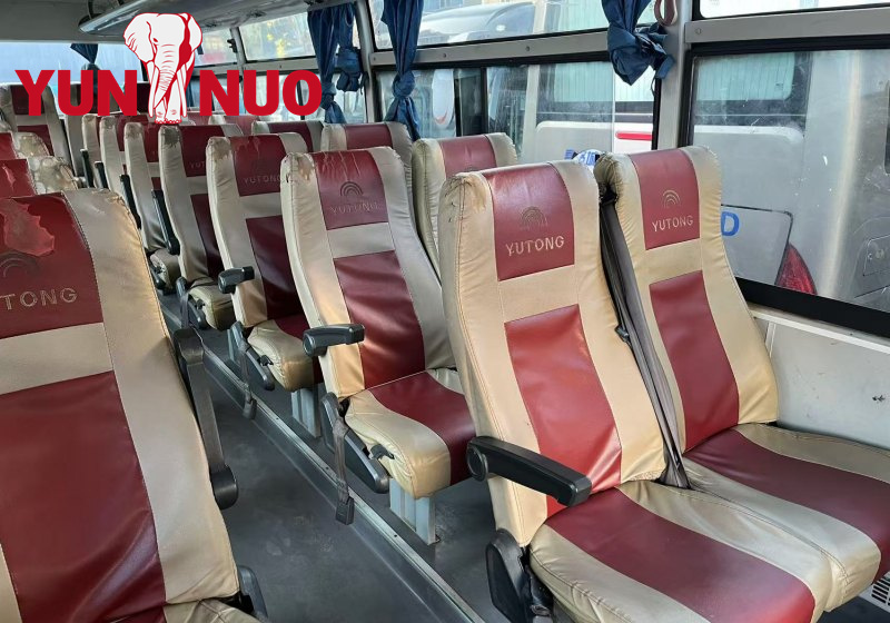 Yutong a utilisé l'autobus ZK6842D1 21