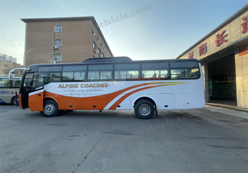 Modèle : Yutong ZK 6112D