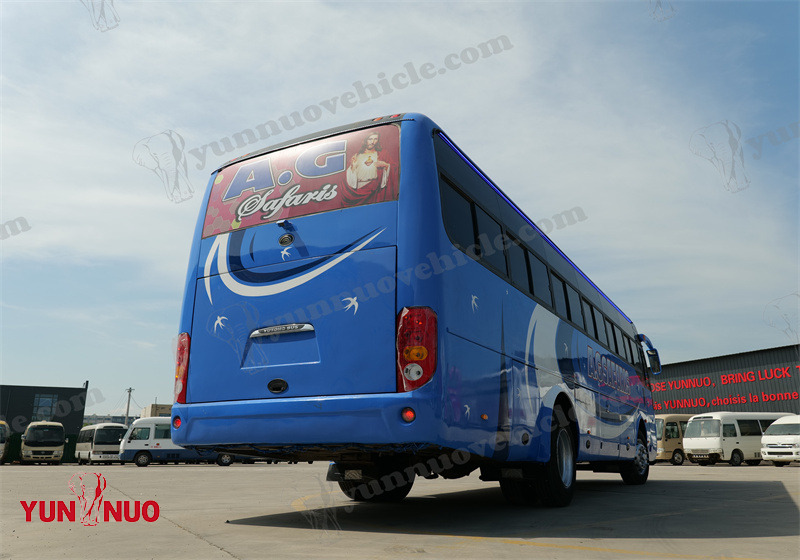 Bus Yutong aux spécifications africaines ZK6102D