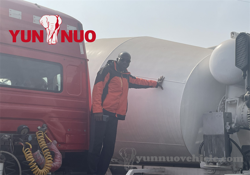 Des clients de Côte d'Ivoire ont visité le Shandong Yunnuo