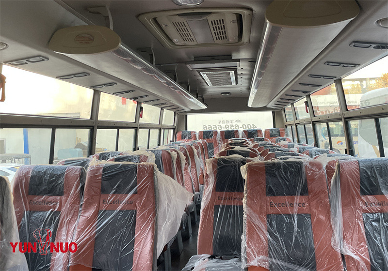 Yutong ZK6932D (moteur avant)