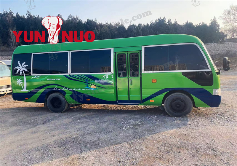 Un Toyota Coaster &agrave; moteur diesel sera exp&eacute;di&eacute; au S&eacute;n&eacute;gal