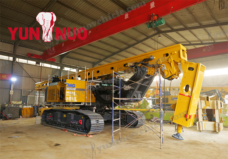  Plate-forme de forage rotative XR400E