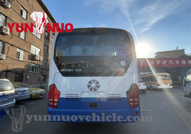 Rénovation personnalisée d'un coach d'occasion pour un client Tchad