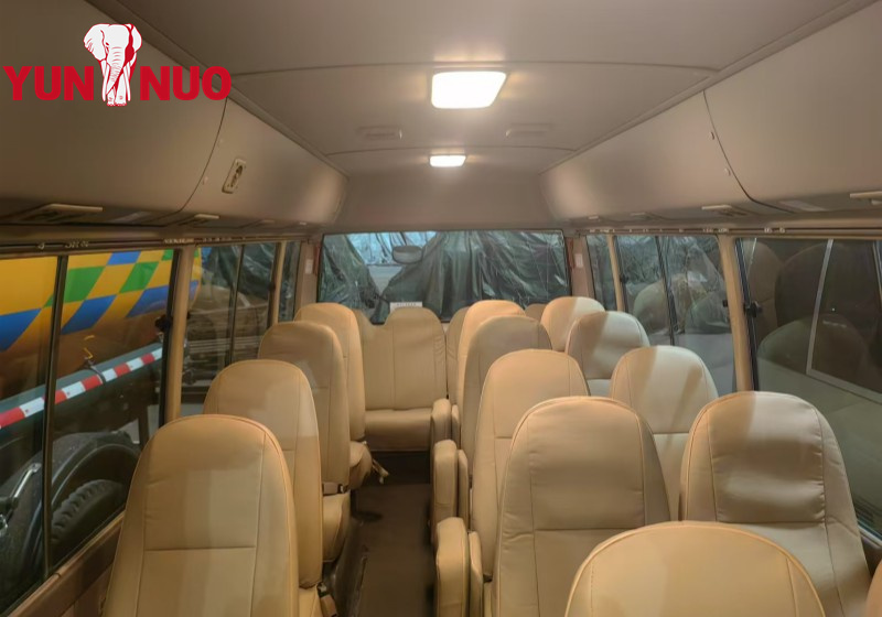 Autobus Toyota Coaster d'occasion remis à neuf
