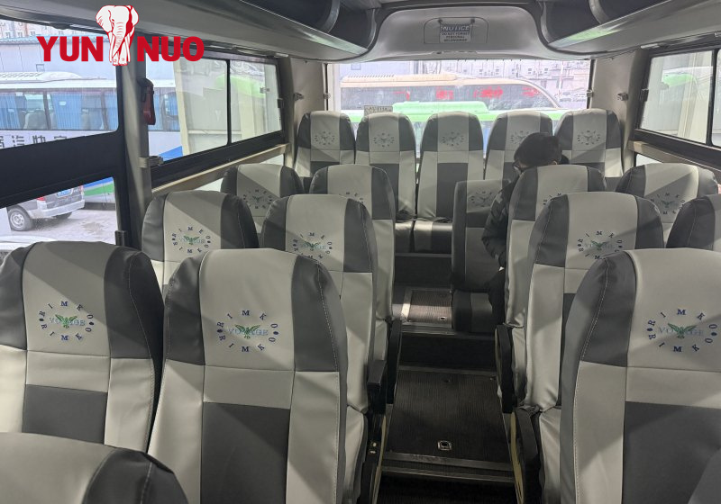 Bus d'occasion remis à neuf