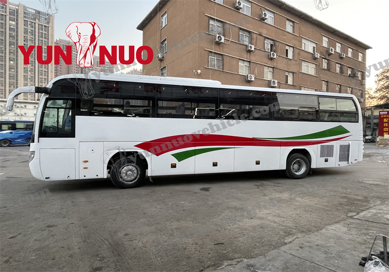 Remise à neuf du Yutong ZK6120HY19 d'occasion terminée