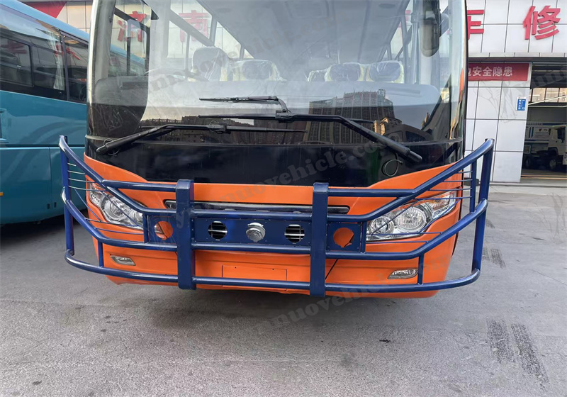 Modèle : Yutong ZK 6112D