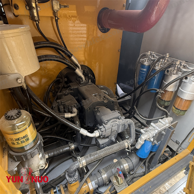 Plates-formes de forage rotatives XR240E 