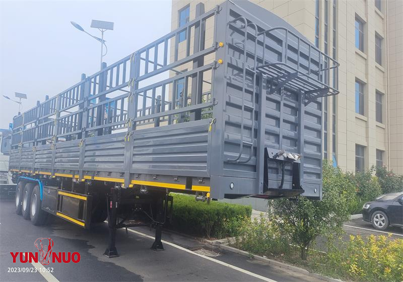 Remorque à barres de chargement