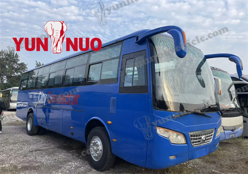 Le bus Yutong ZK6102D à destination du Zimbabwe a été entièrement rénové