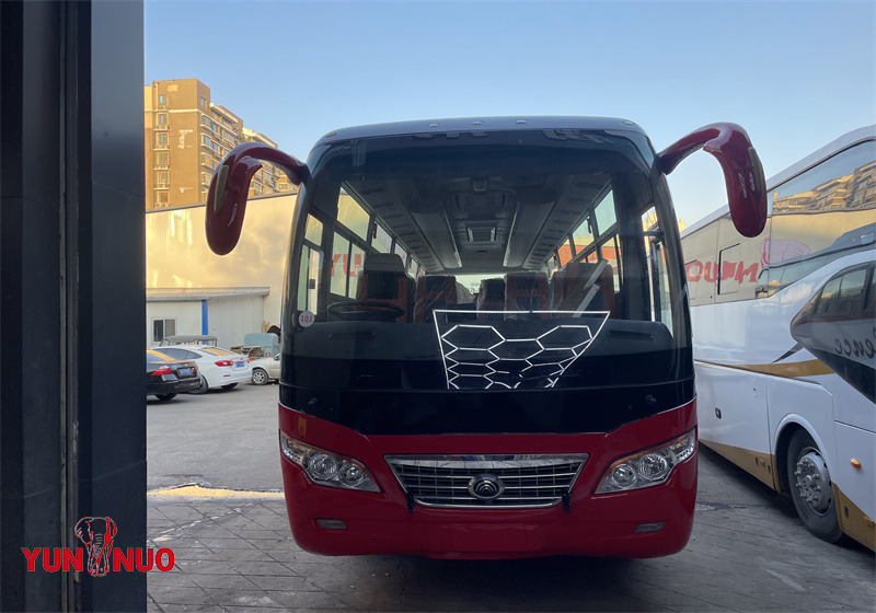 Yutong ZK6932D (moteur avant)