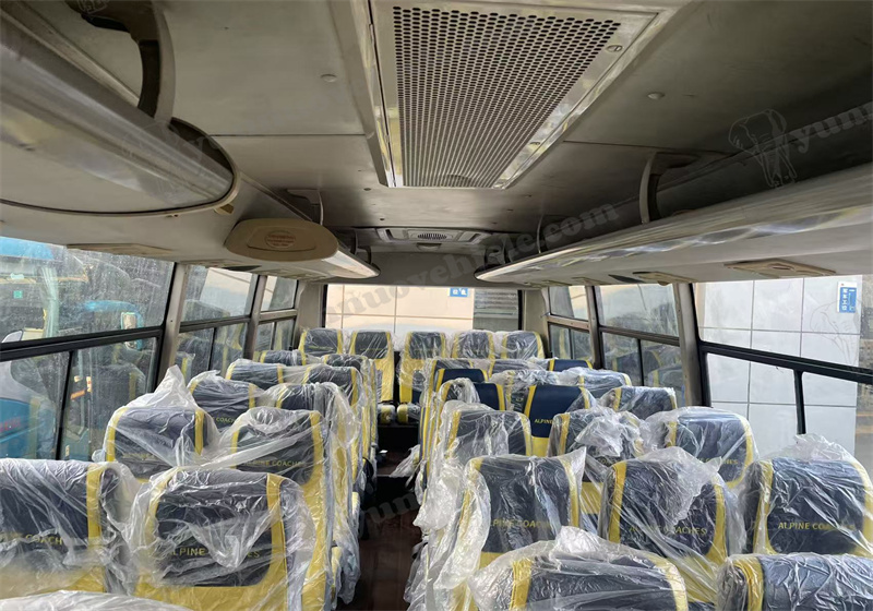 Modèle : Yutong ZK 6112D