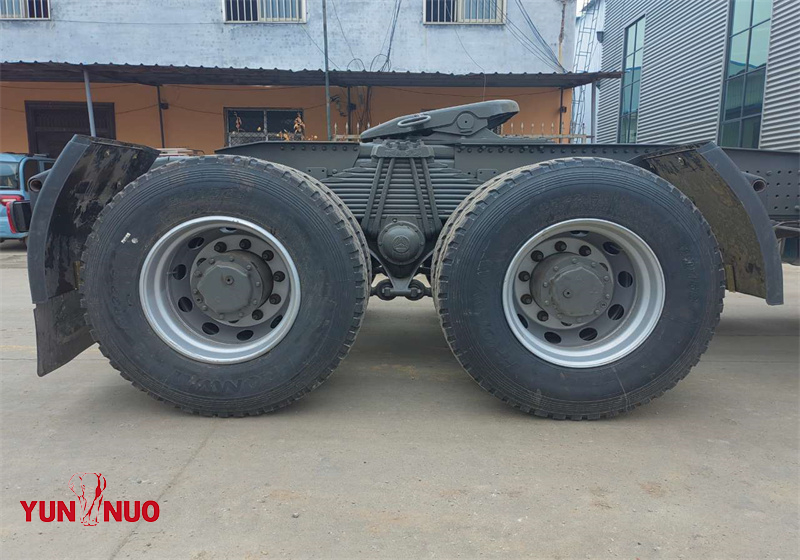 HOWO Tracteur d'occasion 371HP