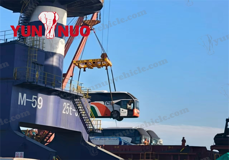 1. Deux bus Yutong ZK6127 remis &agrave; neuf exp&eacute;di&eacute;s en C&ocirc;te d